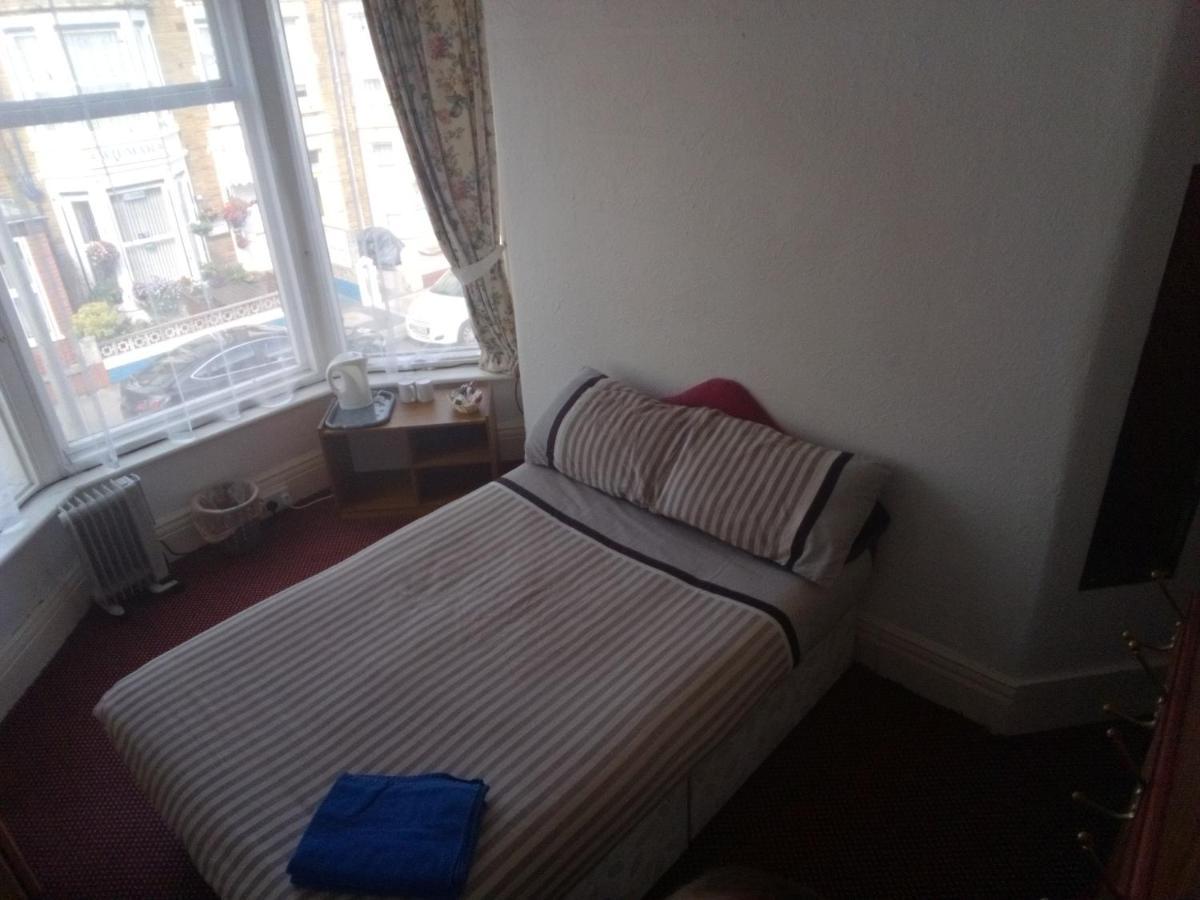 Myroomz Golden Strand Hotel Blackpool Exterior foto